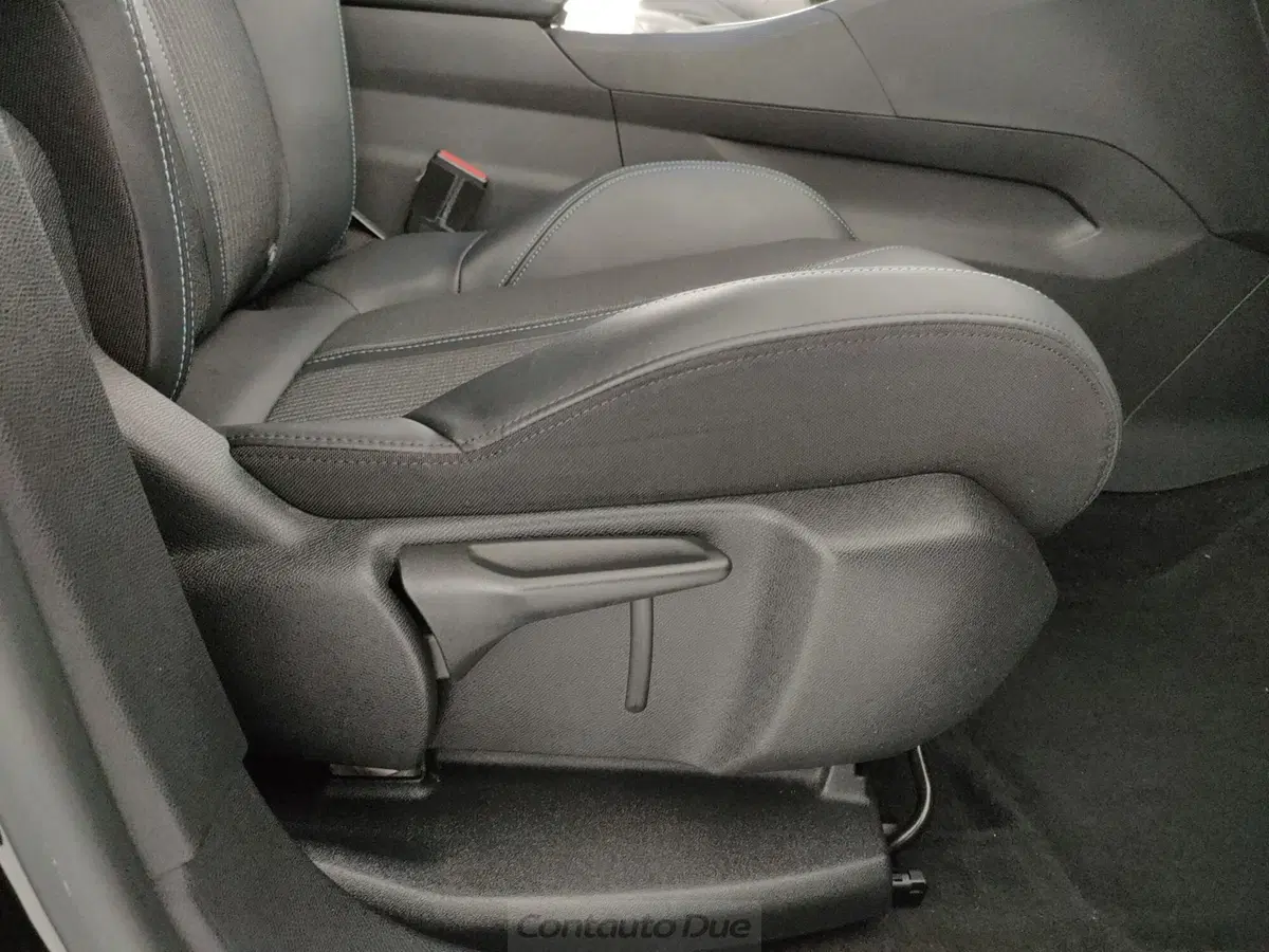 Peugeot 3008 usata a Caserta (16)
