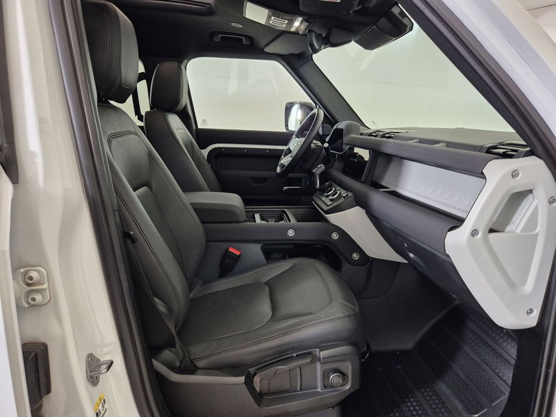 Land Rover Defender usata a Torino (3)