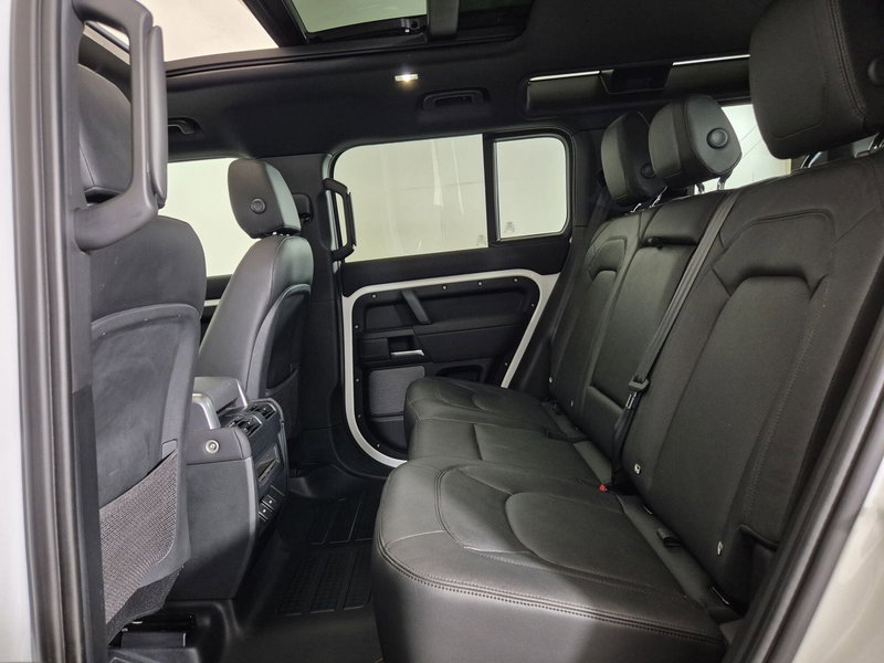 Land Rover Defender usata a Torino (5)