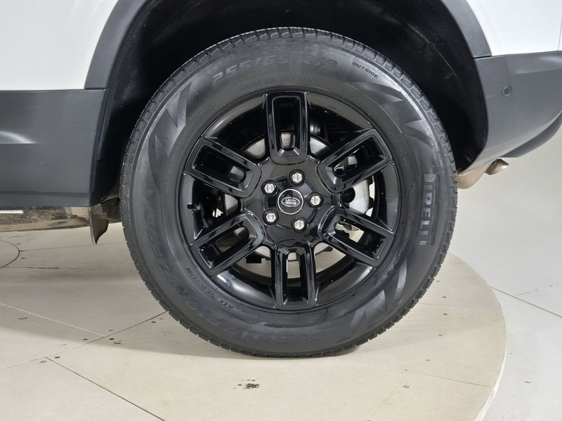 Land Rover Defender usata a Torino (9)