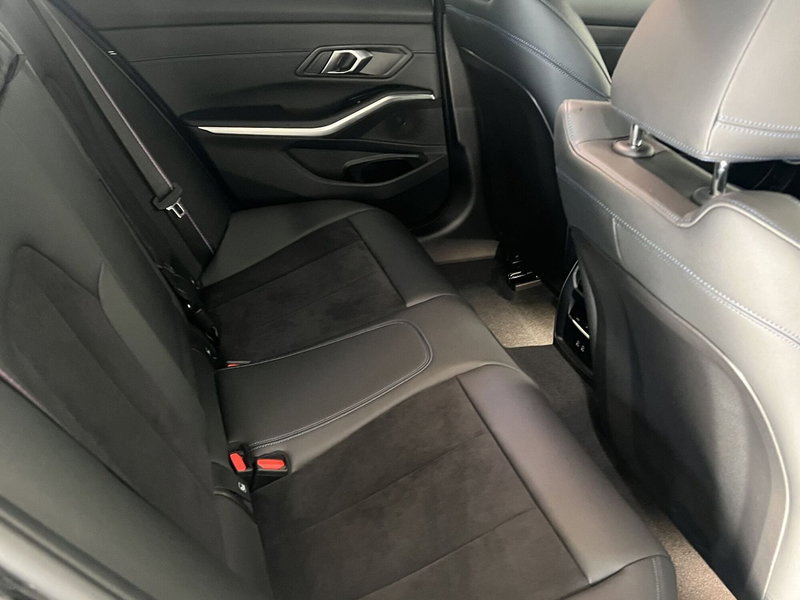 BMW Serie 3 usata a Torino (7)