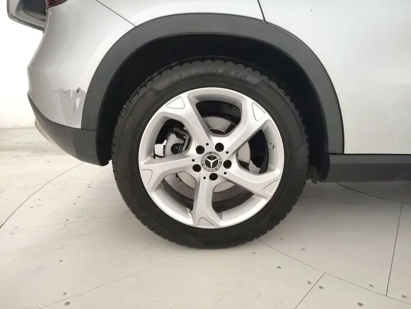 Mercedes-Benz GLA SUV usata a Alessandria (14)