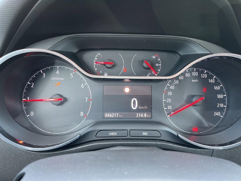 Opel Crossland usata a Torino (12)