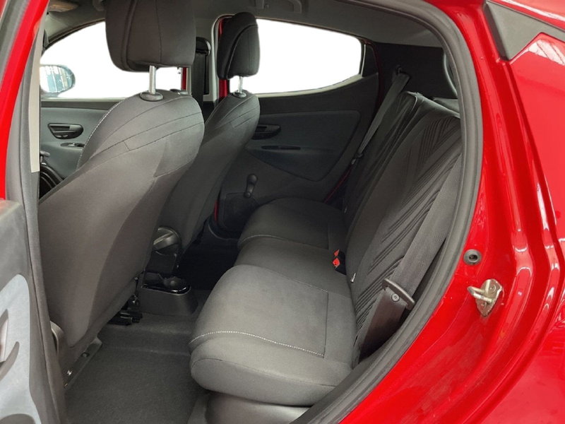 Lancia Ypsilon usata a Torino (6)