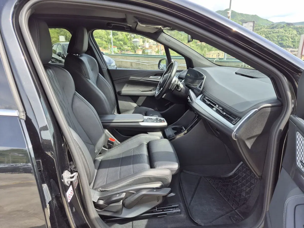 BMW Serie 2 Active Tourer usata  (9)