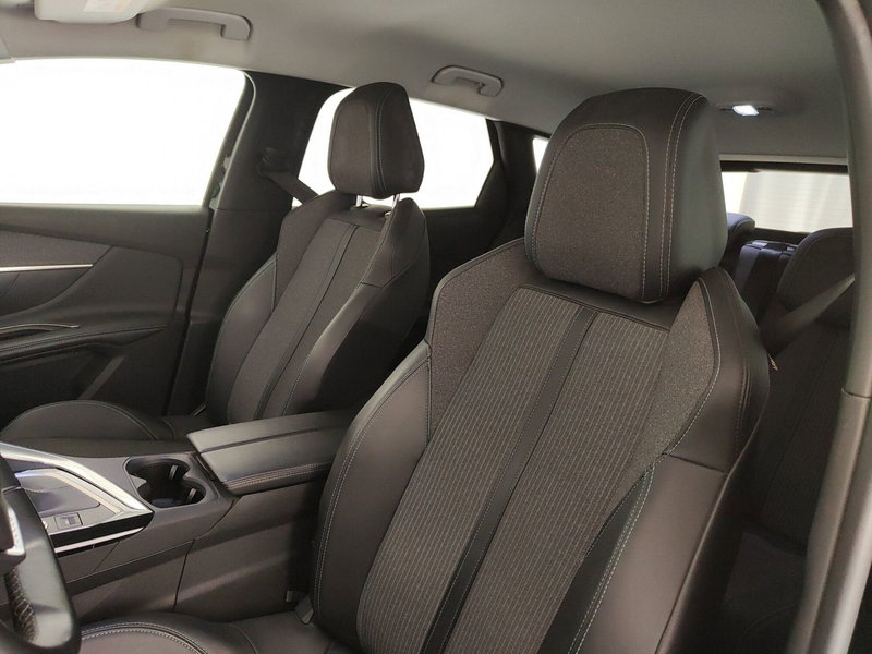 Peugeot 3008 usata a Caserta (17)