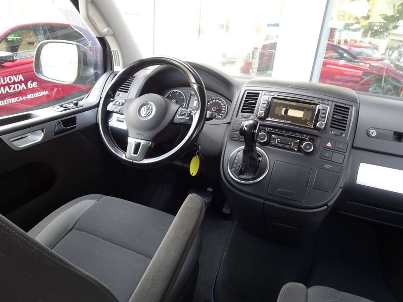 Volkswagen Veicoli Commerciali Multivan usata a Belluno (12)