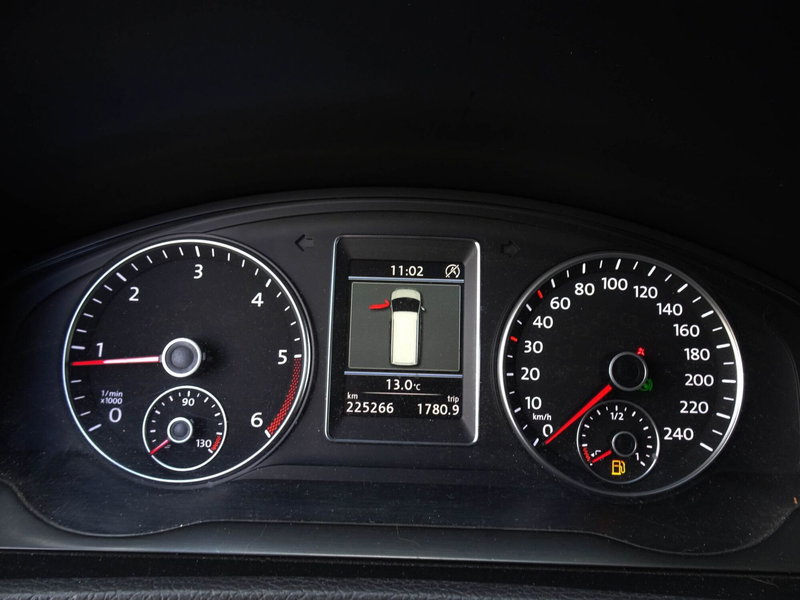 Volkswagen Veicoli Commerciali Multivan usata a Belluno (20)