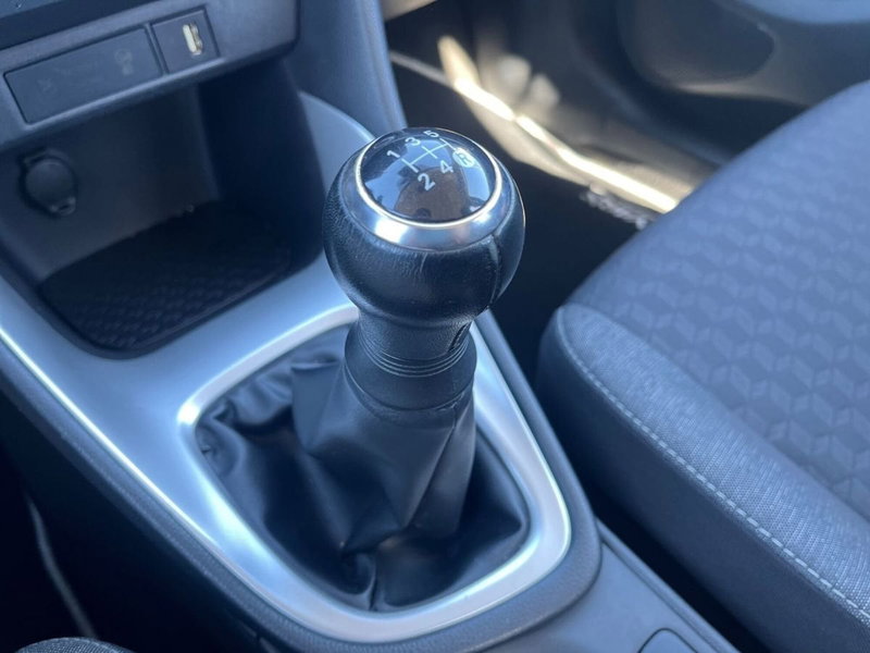 Toyota Yaris usata a Ragusa (12)