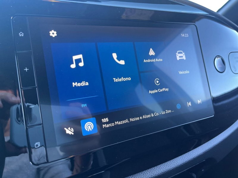 Toyota Aygo X nuova a Catania (10)