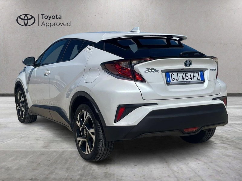Toyota Toyota C-HR usata a Catania (5)