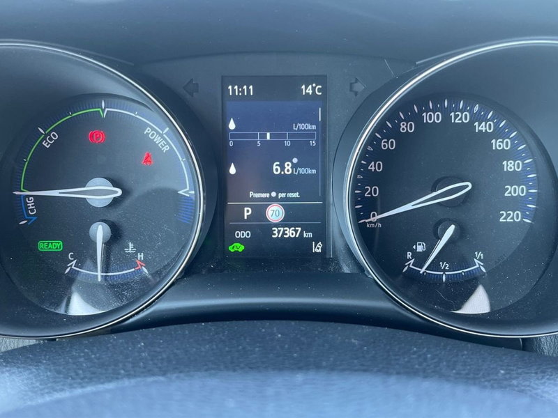 Toyota Toyota C-HR usata a Catania (9)