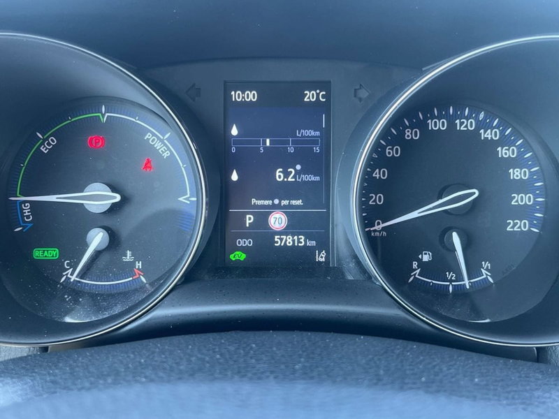 Toyota Toyota C-HR usata a Catania (9)