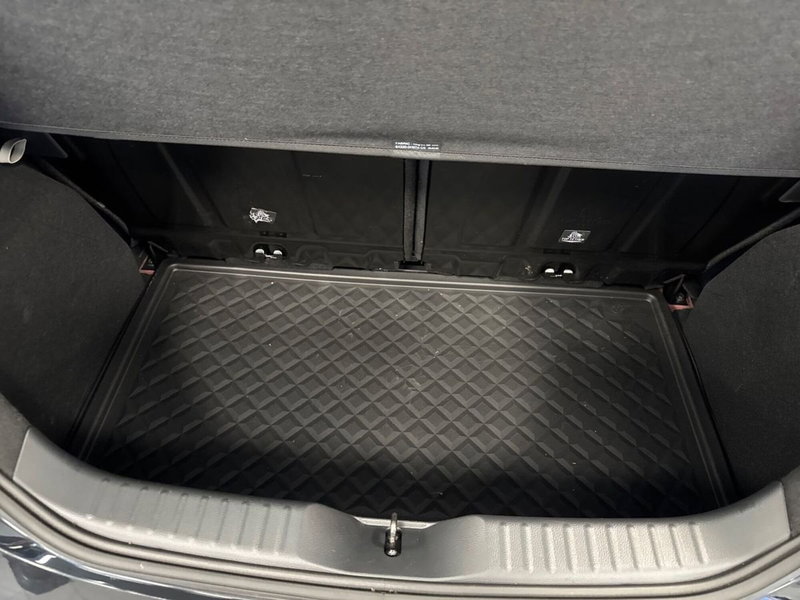 Toyota Aygo X usata a Prato (15)