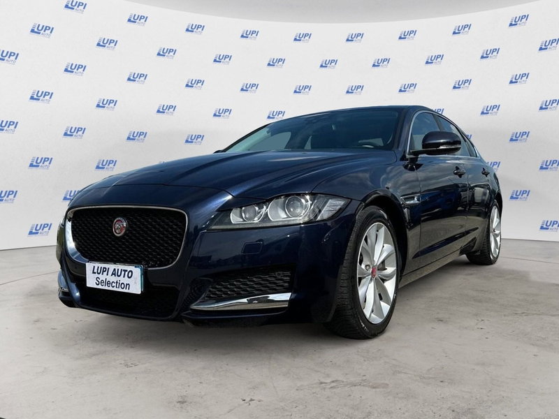 Jaguar XF usata a Pistoia