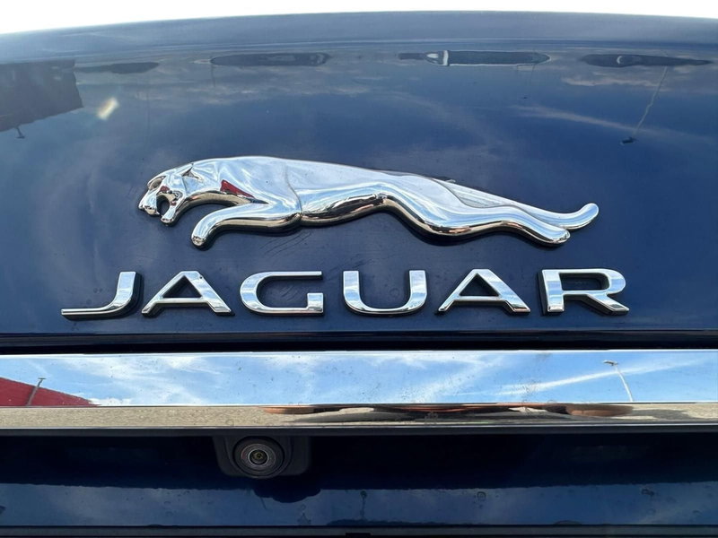 Jaguar XF usata a Pistoia (15)