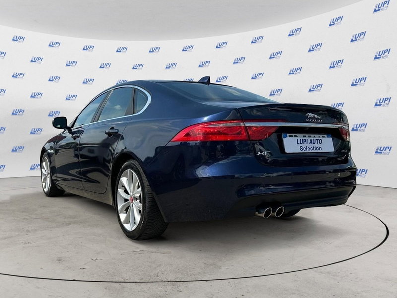 Jaguar XF usata a Pistoia (3)