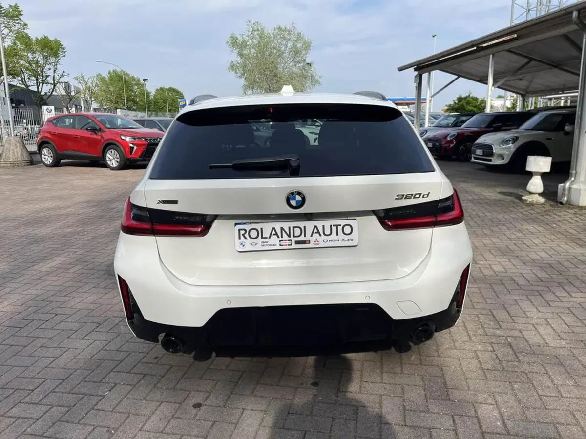 BMW Serie 3 Touring usata a Alessandria (9)