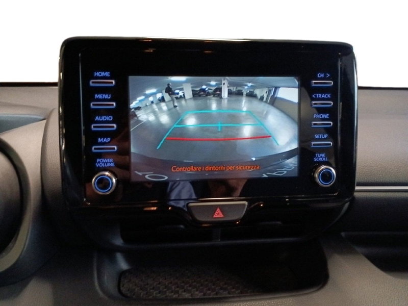 Toyota Yaris usata a Milano (17)