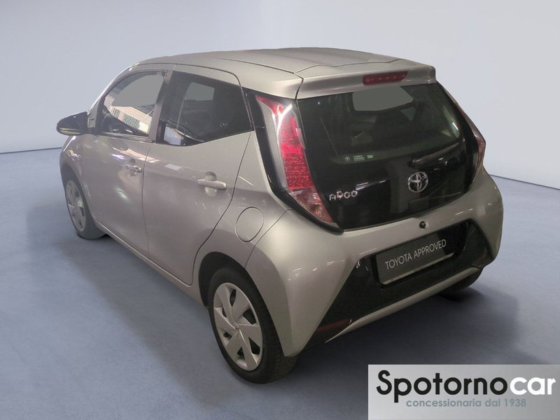 Toyota Aygo usata a Milano (3)