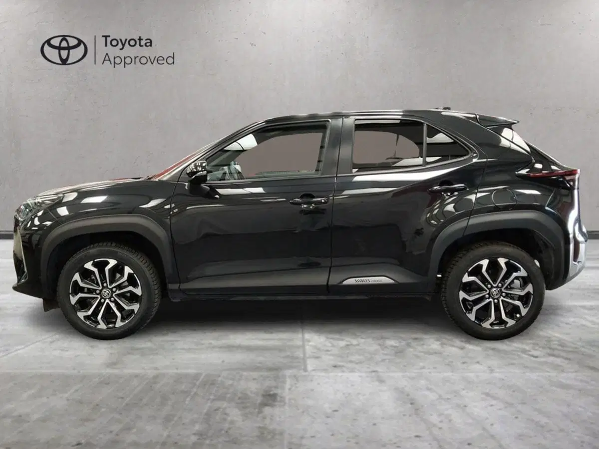 Toyota Yaris Cross usata a Roma (3)