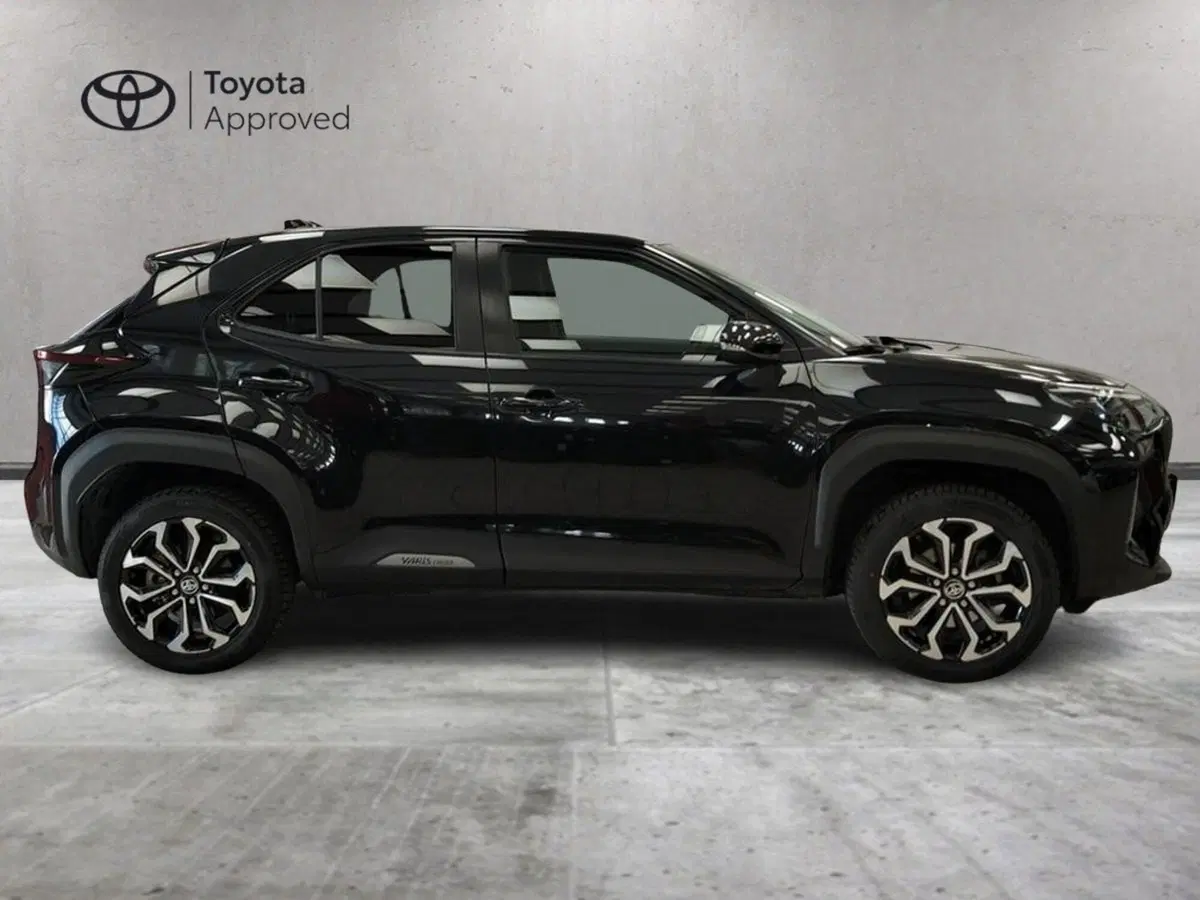 Toyota Yaris Cross usata a Roma (4)