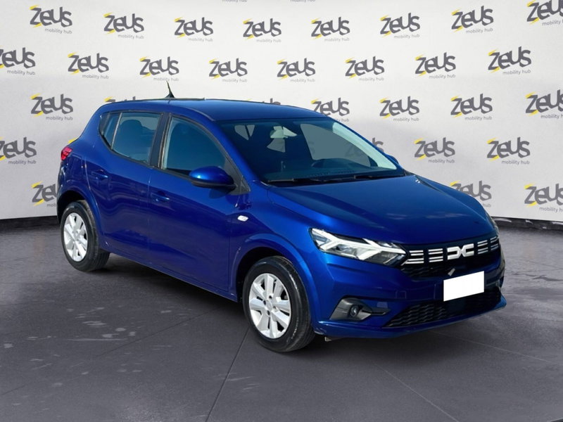 Dacia Sandero usata a Bologna (8)