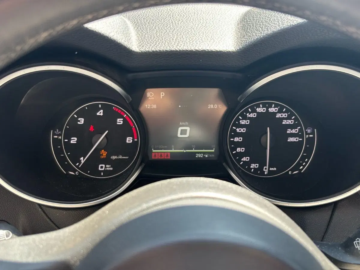 Alfa Romeo Stelvio usata a Forlì-Cesena (8)