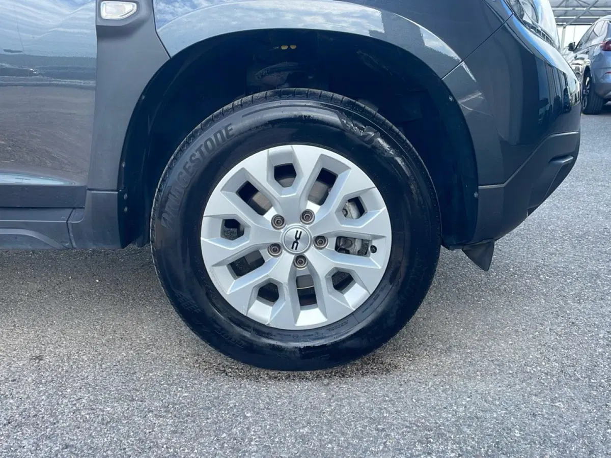 Dacia Duster usata a Ravenna (9)