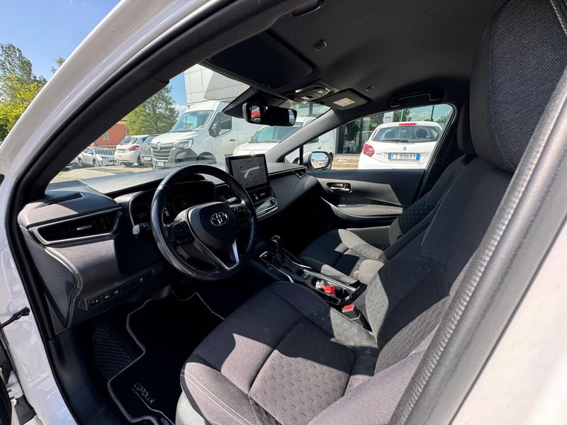 Toyota Corolla Touring Sports usata a Modena (13)
