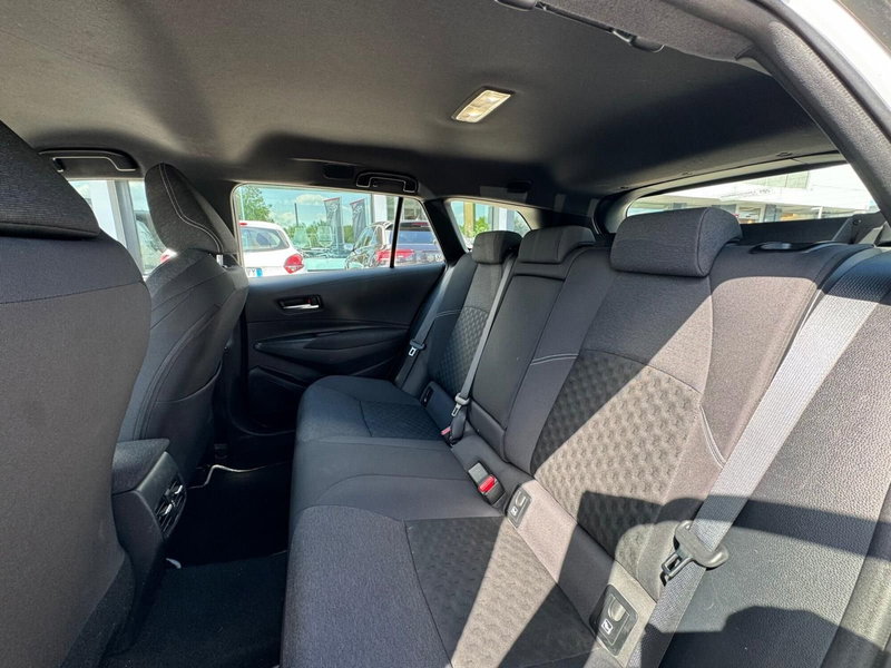 Toyota Corolla Touring Sports usata a Modena (14)
