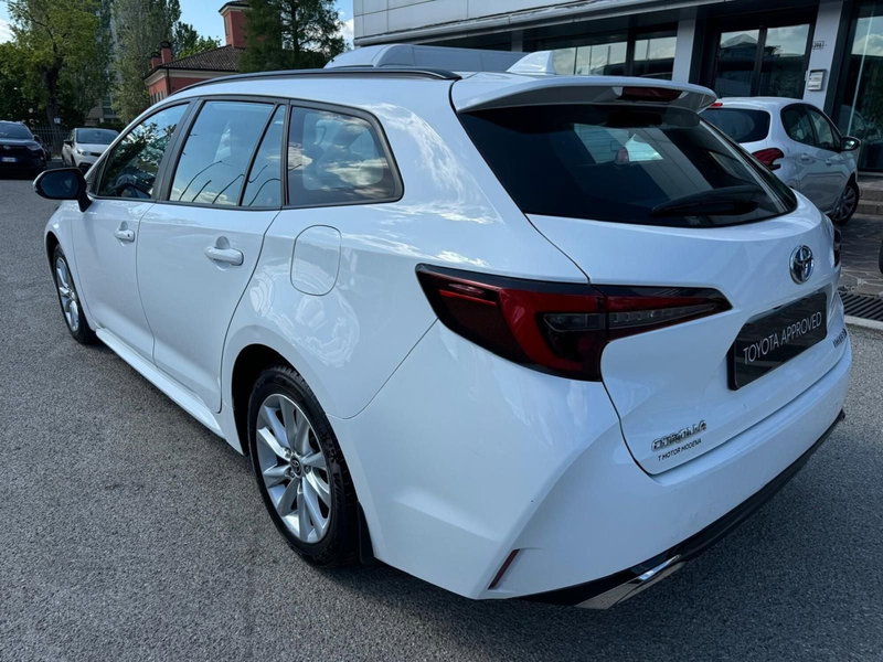 Toyota Corolla Touring Sports usata a Modena (8)