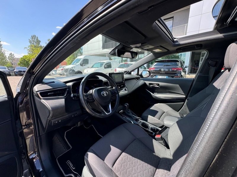 Toyota Corolla Touring Sports usata a Modena (14)