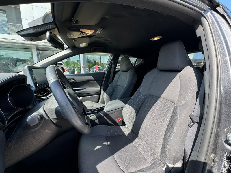 Toyota Toyota C-HR usata a Modena (13)