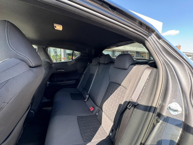 Toyota Toyota C-HR usata a Modena (15)