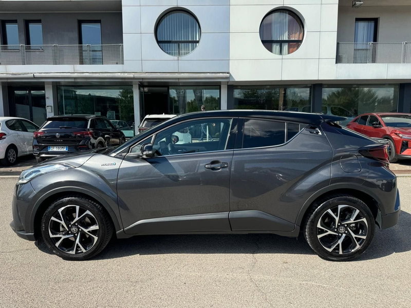 Toyota Toyota C-HR usata a Modena (9)