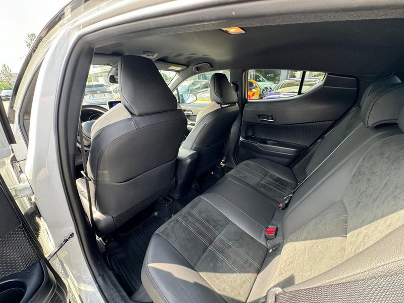 Toyota Toyota C-HR usata a Modena (14)