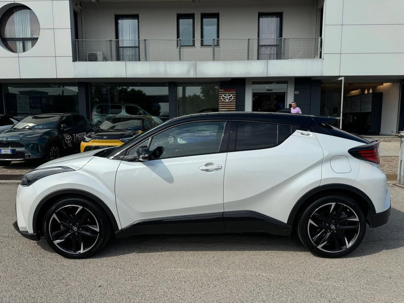 Toyota Toyota C-HR usata a Modena (9)