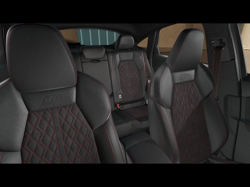 Audi Q6 Sportback nuova a Livorno (11)