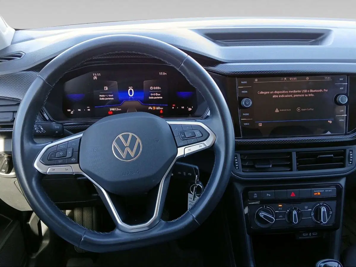 Volkswagen T-Cross usata a Livorno (8)