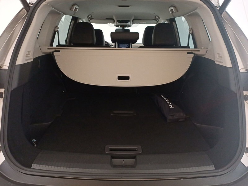 Nissan X-Trail usata a Lecce (13)