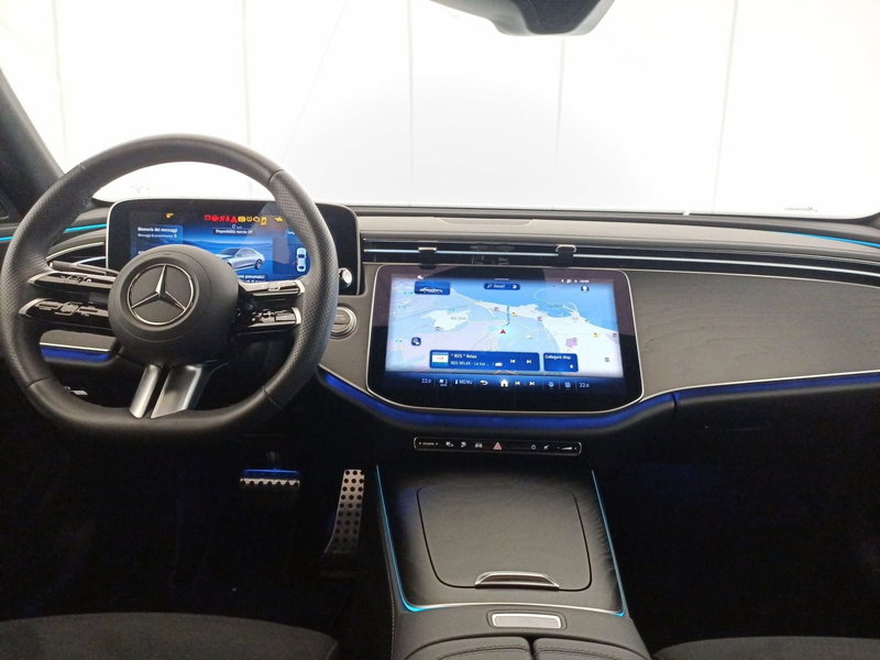 Mercedes-Benz Classe E usata a Bari (10)