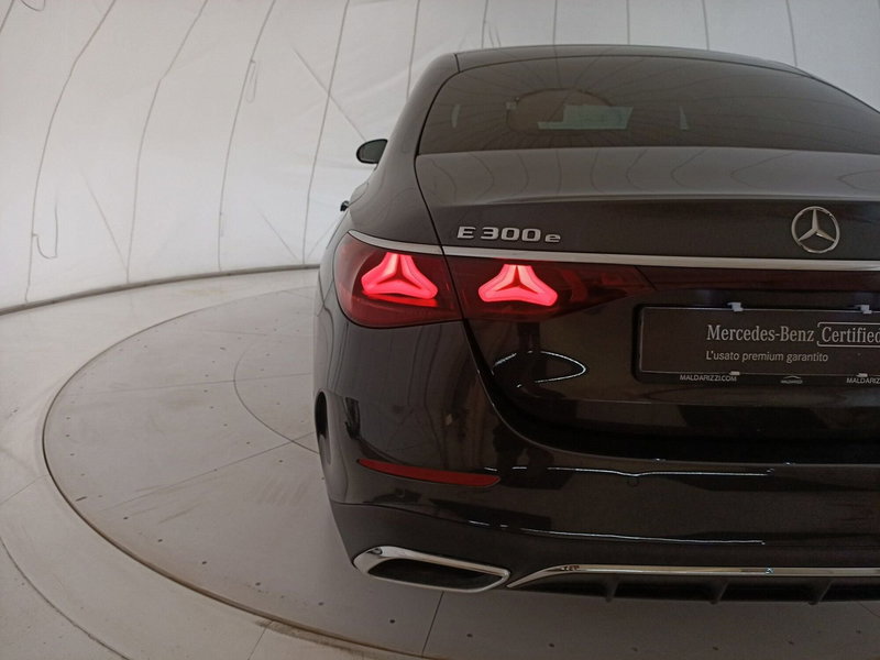 Mercedes-Benz Classe E usata a Bari (11)