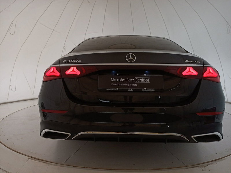 Mercedes-Benz Classe E usata a Bari (14)