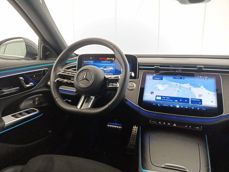 Mercedes-Benz Classe E usata a Bari (9)