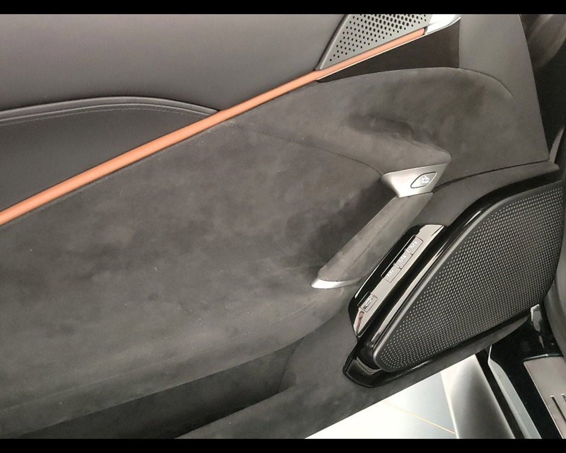 Ferrari Roma Spider usata a Verona (17)