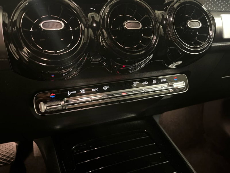 Mercedes-Benz GLB usata a Monza e Brianza (14)