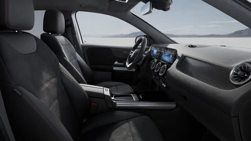 Mercedes-Benz GLA SUV nuova a Monza e Brianza (7)