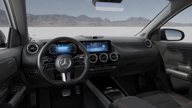 Mercedes-Benz GLA SUV nuova a Monza e Brianza (8)