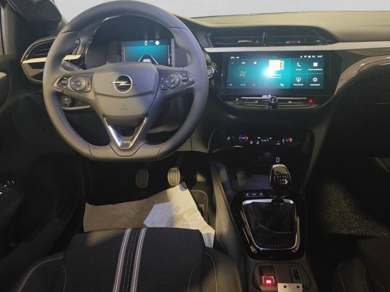 Opel Corsa usata a Genova (11)